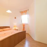 Mirjana * Location And Close To Punat