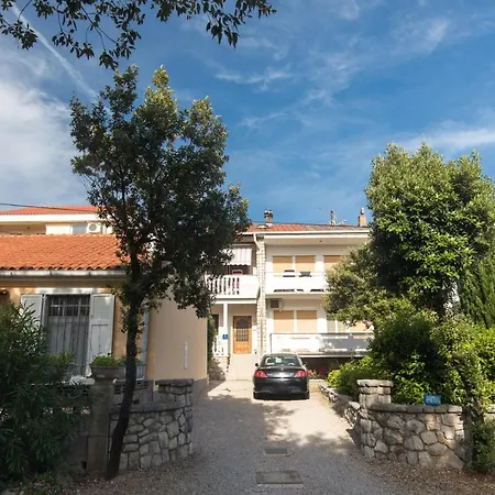 Appartement Mirjana * Location And Close To *