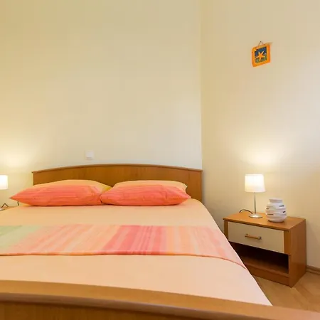 Mirjana * Location And Close To Apartment