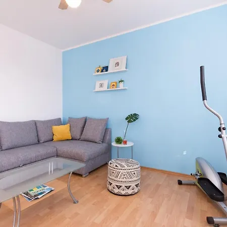 Mirjana * Location And Close To Apartment