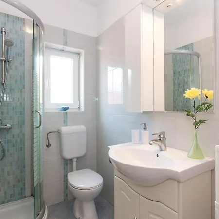 Mirjana * Location And Close To Apartment Punat