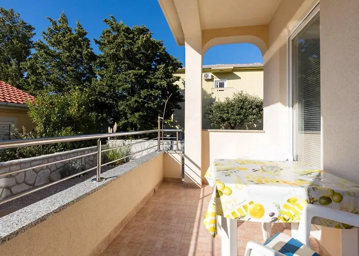 Mirjana * Location And Close To Punat