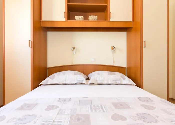 Appartement Mirjana * Location And Close To *