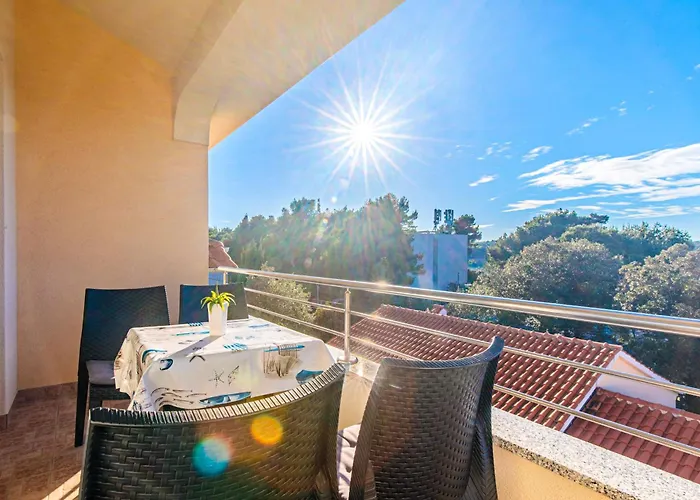 Mirjana * Location And Close To Appartement